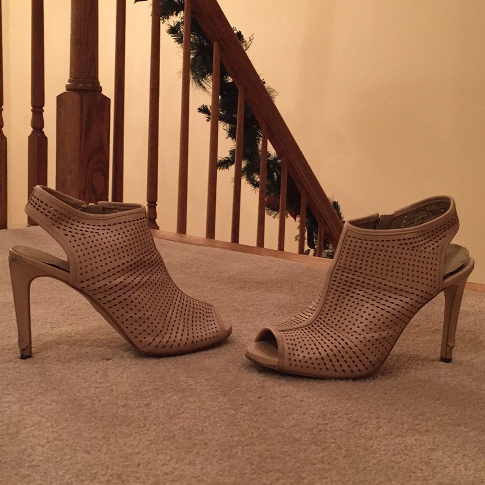 Ann Taylor Heels